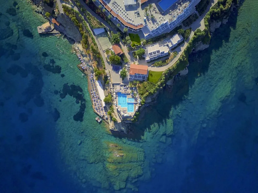 Peninsula Resort and Spa 4*-2