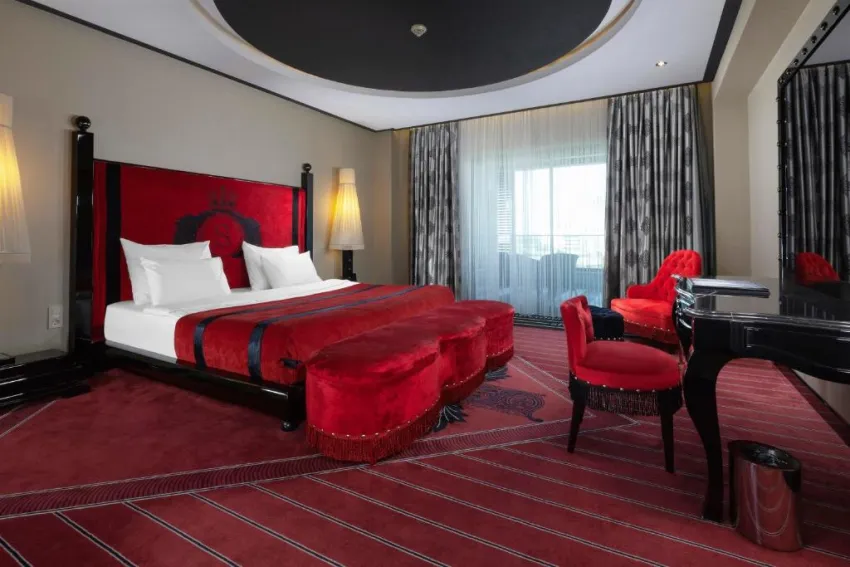 SELECTUM LUXURY RESORT  5*-12
