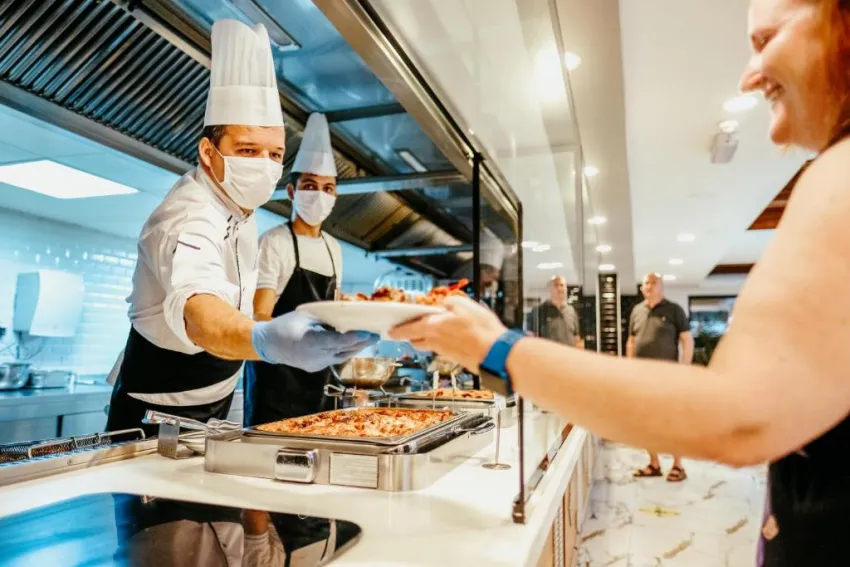 SUNPRIME C LOUNGE (ADULTS ONLY 16+)  5*-28