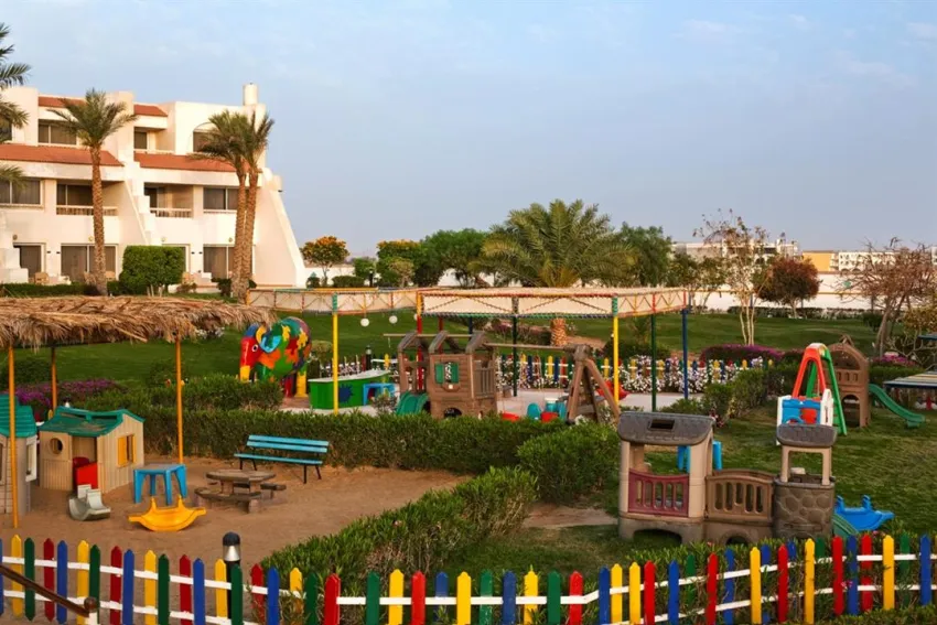 LONG BEACH RESORT  4*-40