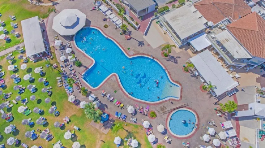 Marlita Beach Hotel Apartments 3*-4