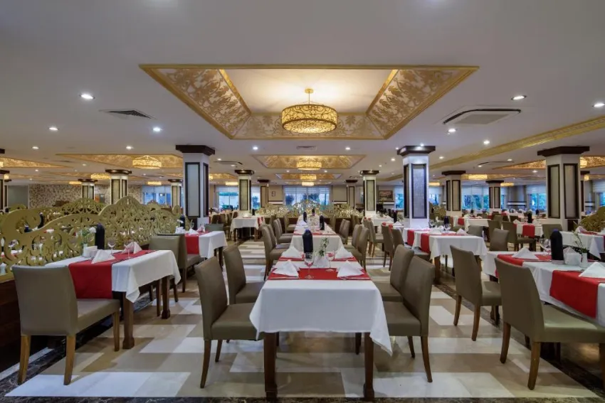 CRYSTAL TAT BEACH GOLF RESORT & SPA  5*-52