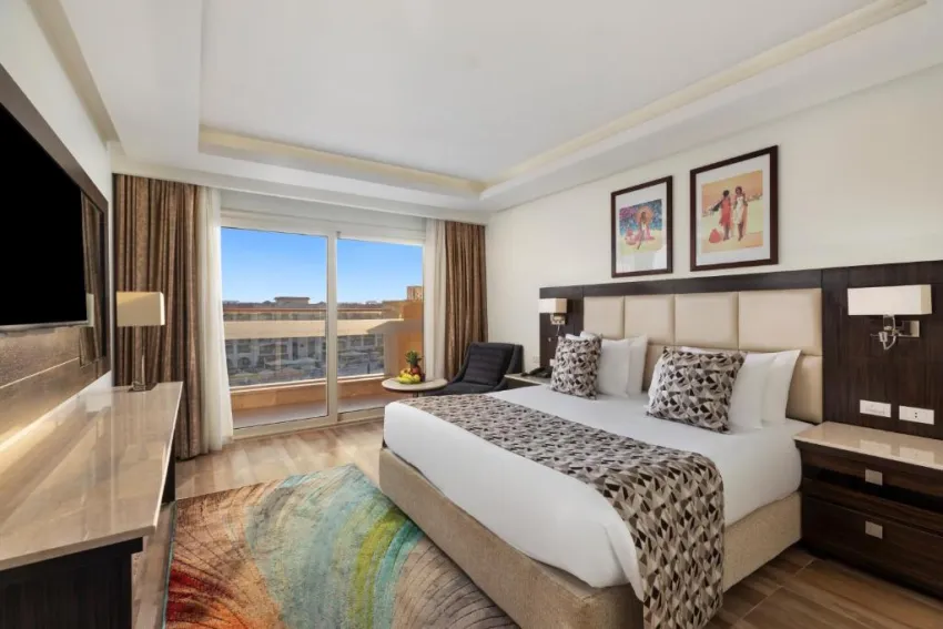 PICKALBATROS WHITE BEACH RESORT  5*-24