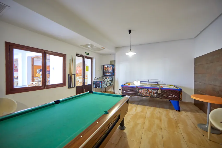 Ariel Chico Club & Resort Gavimar -72