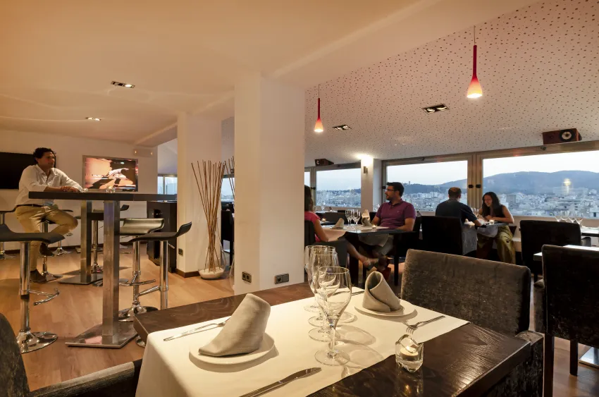 Saratoga Hotel 4*-85