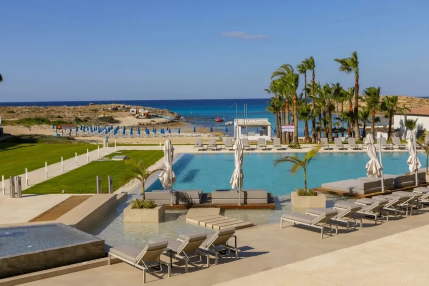 Chrysomare Beach Hotel and Resort 5*-9