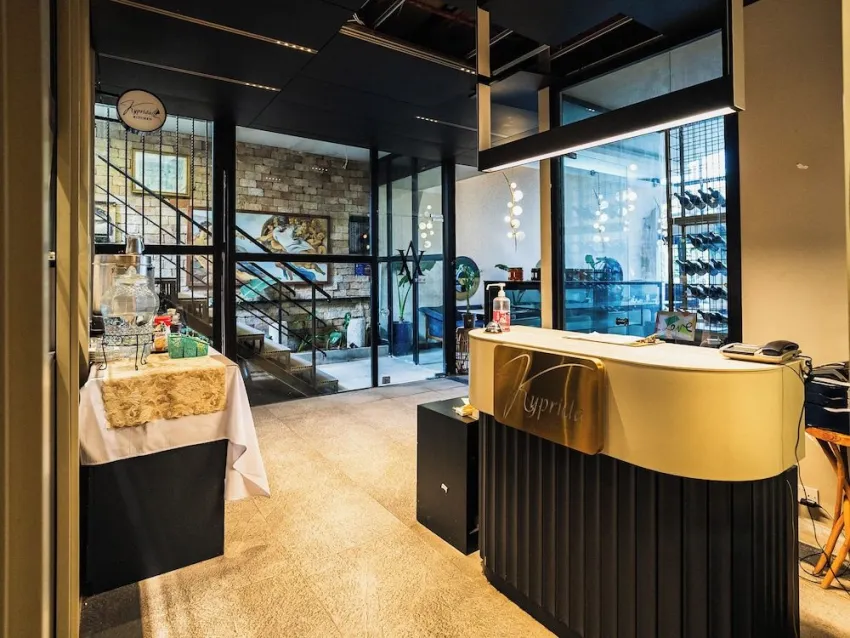 Avenue Hotel 3*-4