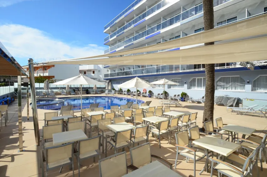 Vista Park Hotel & Apartments 3*-17