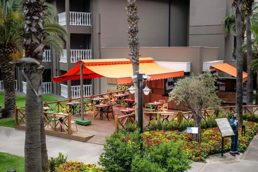 SAILORS BEACH CLUB  5*-29