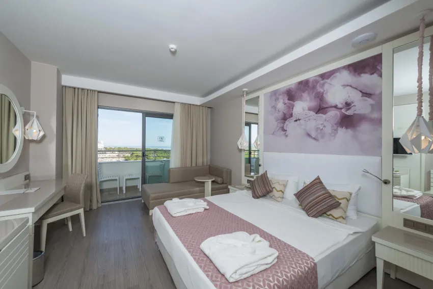 Diamond Premium Hotel & Spa 5*-10