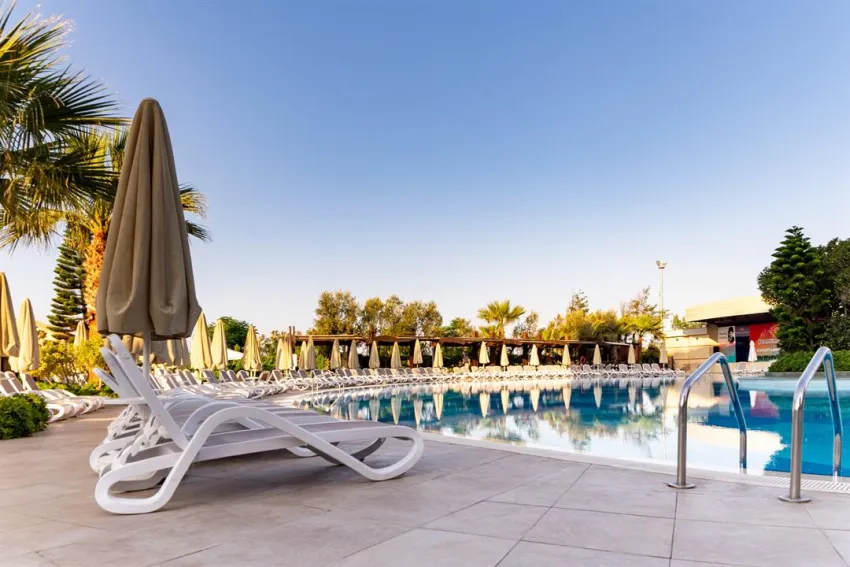 SEAMELIA BEACH RESORT HOTEL & SPA  5*-15