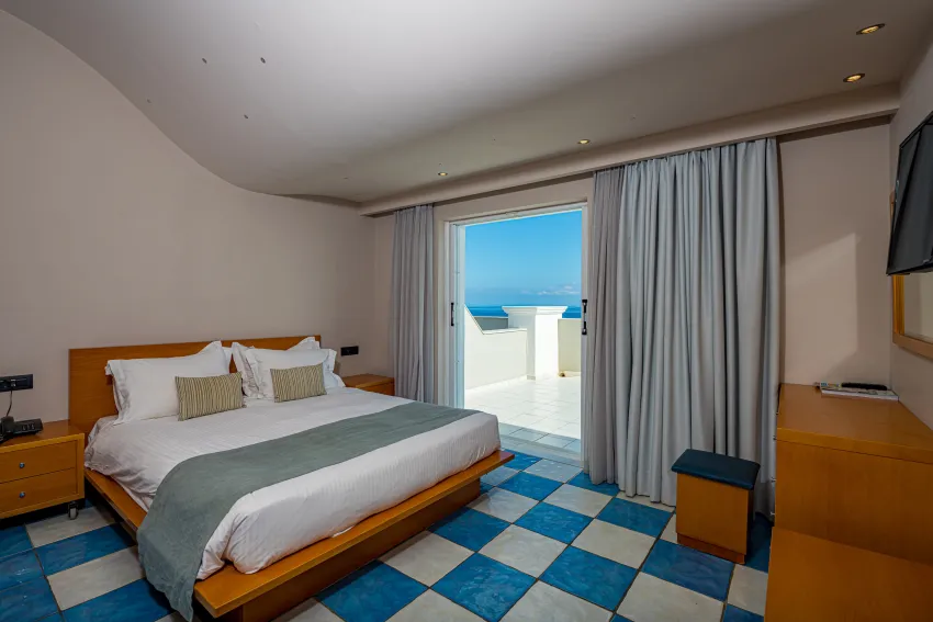 Alexandra Beach Resort 4*-30