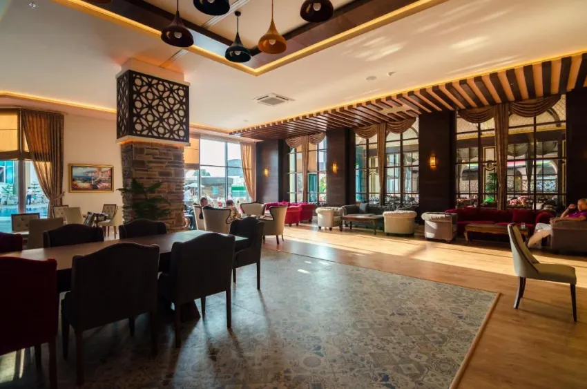 THE LUMOS DELUXE RESORT HOTEL & SPA  5*-12