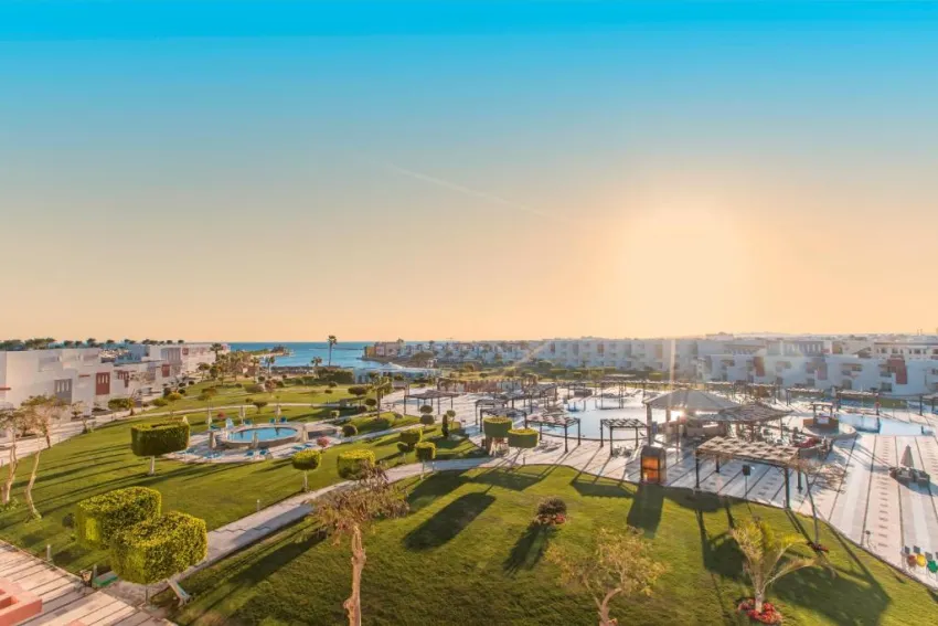 SUNRISE CRYSTAL BAY RESORT  5*-9
