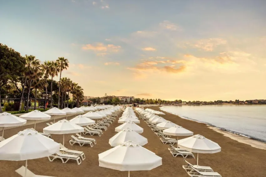 ACANTHUS & CENNET BARUT COLLECTION  5*-6