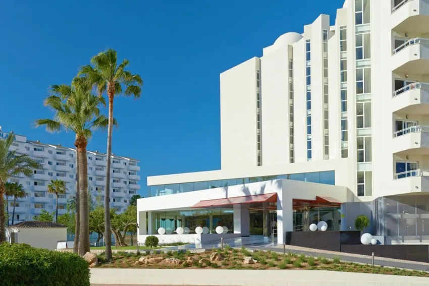 Hipotels Coma Gran 4*-1