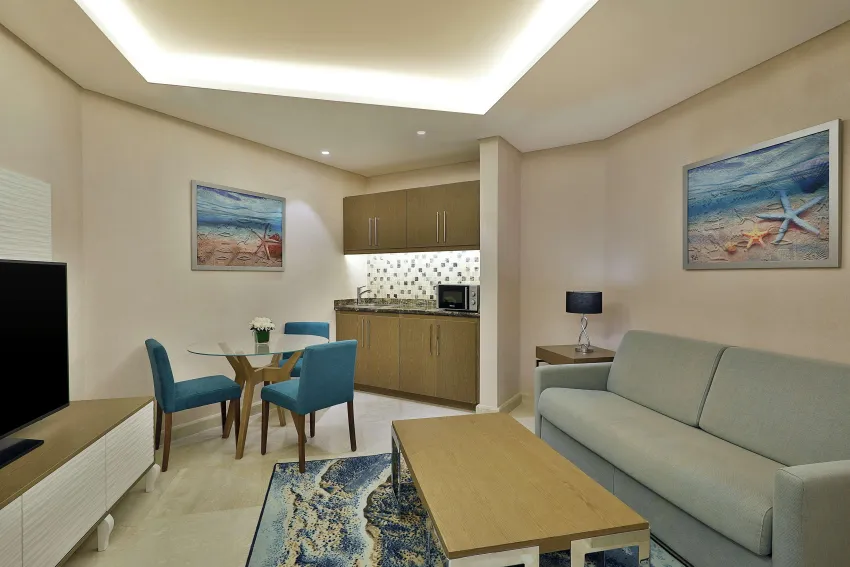 Hilton Plaza 5*-117