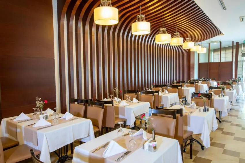 SHERWOOD EXCLUSIVE LARA  5*-10