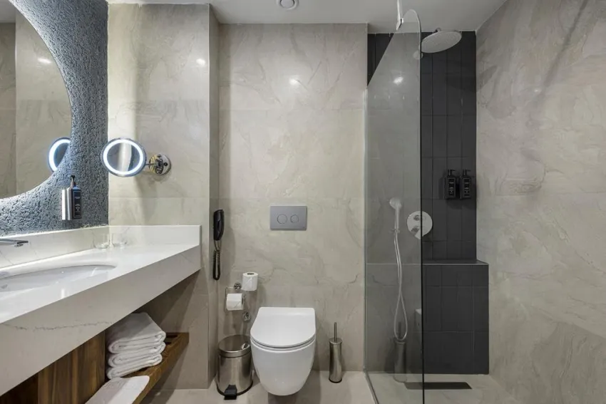 KAIA CORACESIUM  4*-56