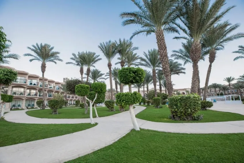 V BEACH RESORT SAHL HASHEESH (EX. PYRAMISA SAHL HASHEESH)  5*-17