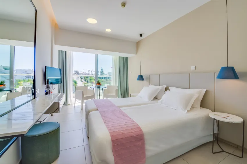 Napa Mermaid Hotel & Suites 4*-72