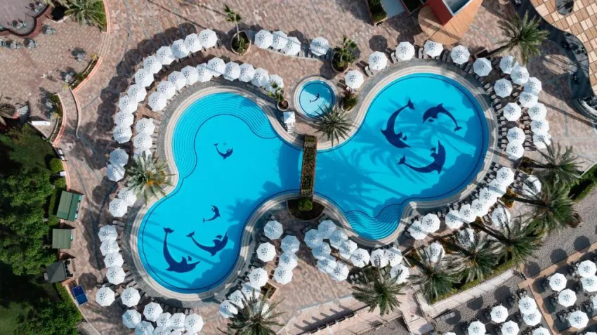 THE NORM ORIENTAL  5*-20