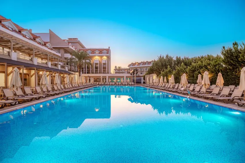 SIDE STORY RESORT & SPA  4*-6