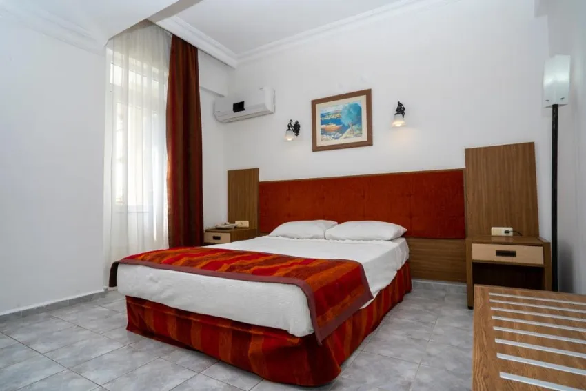 CARMEN SUITE HOTEL  3*-20