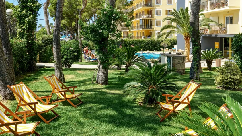 Cabot Tres Torres Apartments -25