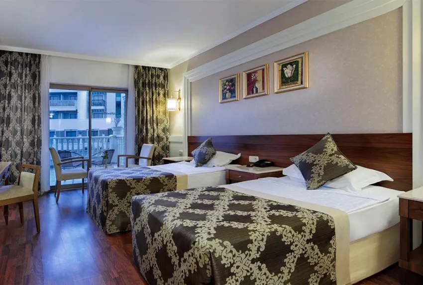 ALBA QUEEN HOTEL  5*-6