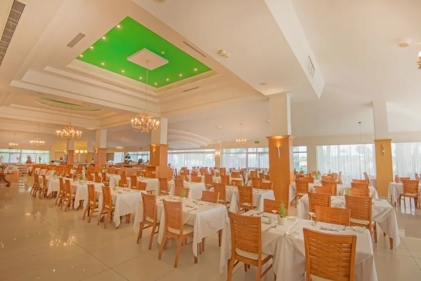 Dome Beach Hotel 4*-6