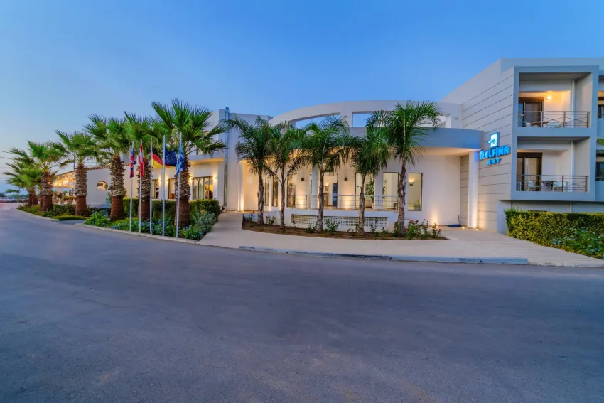 Delfina Art Resort Hotel 3*-1