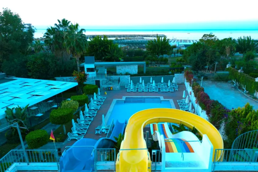 SEASHELL RESORT & SPA HOTEL  5*-13