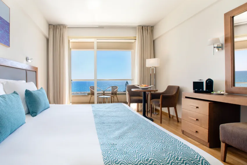 Golden Bay Beach 5*-12