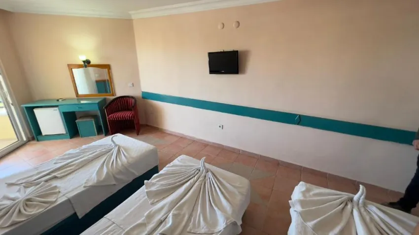 KLEOPATRA SUNLIGHT  3*-23