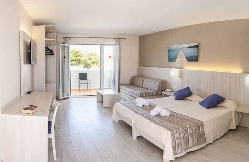 Hotel Club Es Talaial 3*-290