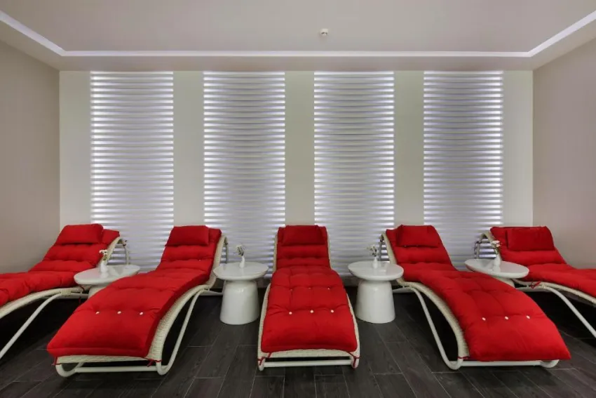 THE SENSE DELUXE HOTEL  5*-89