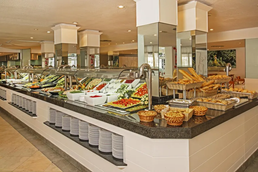 Iberostar Waves Ciudad Blanca 4*-19