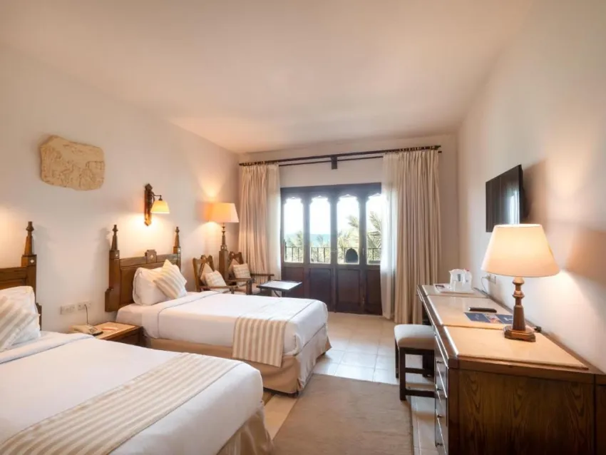 SUNNY DAYS EL PALACIO RESORT & SPA  4*-20