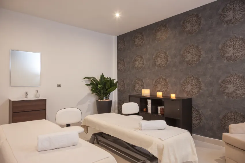 Zafiro Rey Don Jaime 4*-87