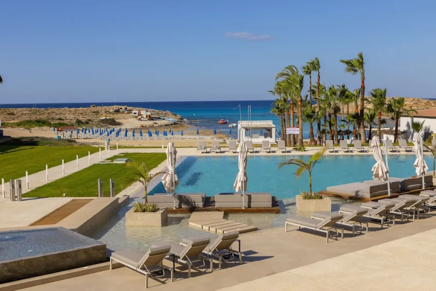 Chrysomare Beach Hotel and Resort 5*-215