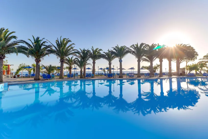 Mare Monte Beach 4*-56