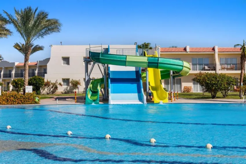 DOUBLETREE BY HILTON SHARM BAY RESORT BEACH SIDE  4*-7