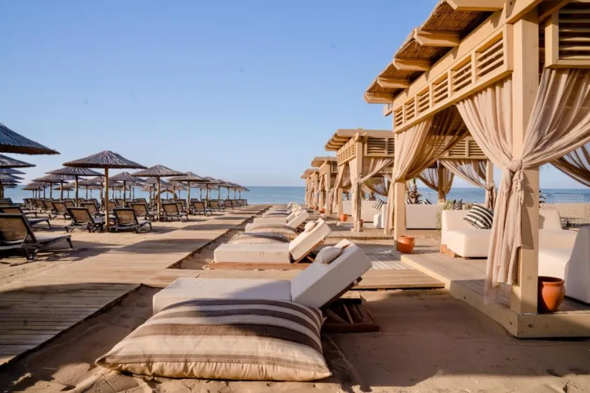 LIU RESORTS  5*-5