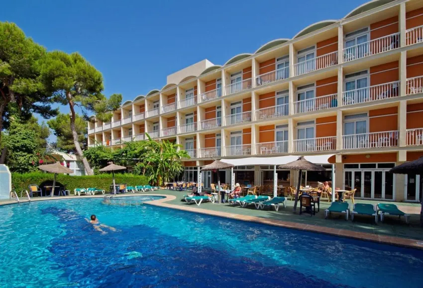Isla De Cabrera Hotel 4*-1