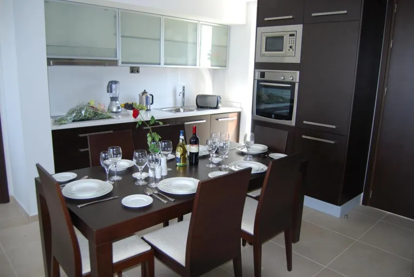 Amphora Hotel and Suites 4*-6