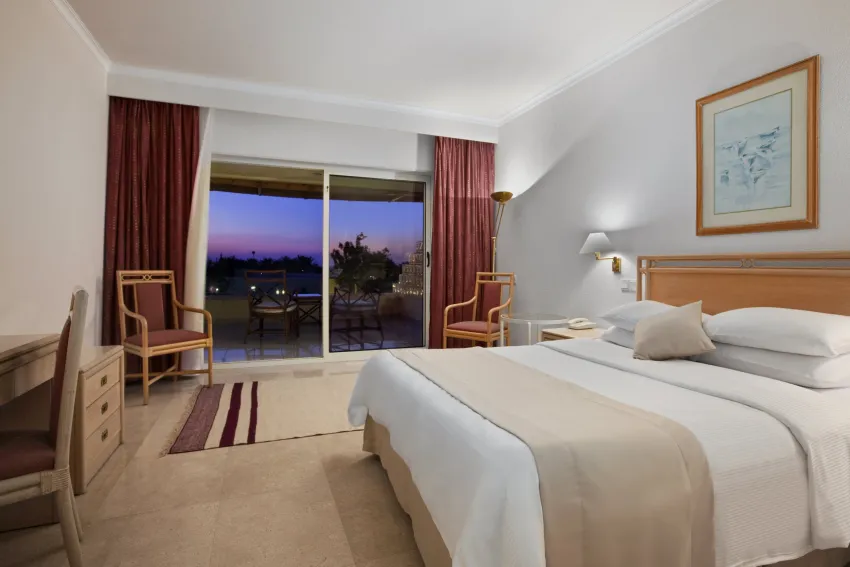 Hilton Plaza Hurghada 5*-129