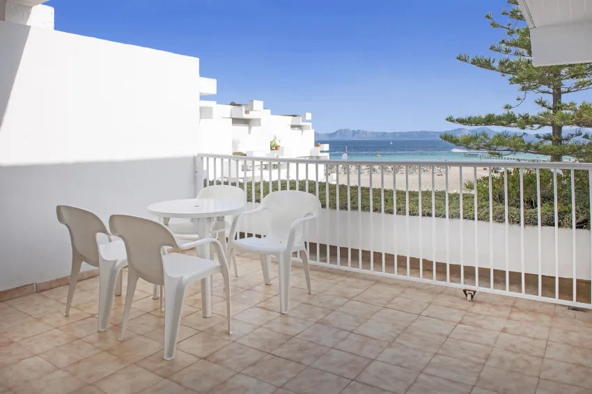 Iberostar Waves Ciudad Blanca 4*-70