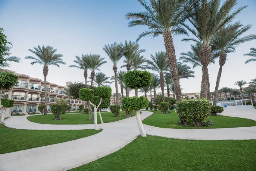 V Grand Beach Resort Sahl Hasheesh (Ex. Pyramisa Beach Resort) 5*-4