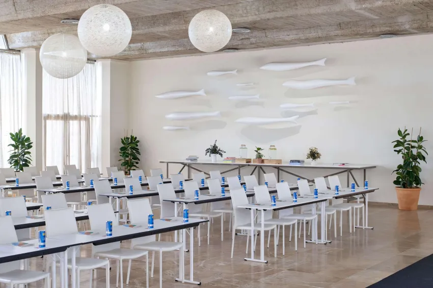 Melia South Beach 4*-211